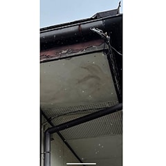 軒天・破風板・雨樋の事例、ビフォーの写真